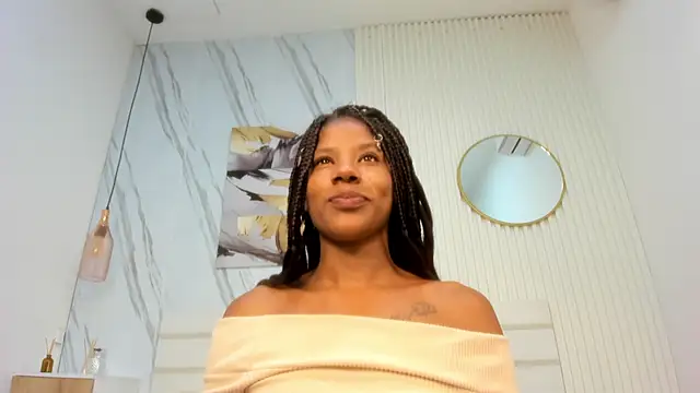 Snapshot of Afro_Luna chatting on 3, 7, 2026 Afro Luna online show from 3, 7, 2026