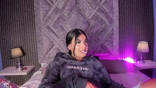 Snapshot of ShirleyJones_ chatting on 30, 11, 2025 ShirleyJones online show from 30, 11, 2025