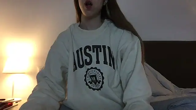 Snapshot of Martimartinaxx chatting on 5, 3, 2026 Martimartinaxx online show from 5, 3, 2026