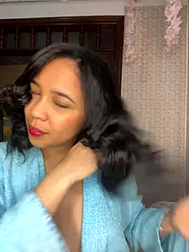 Esmerald 1111 online show from 4, 12, 2025