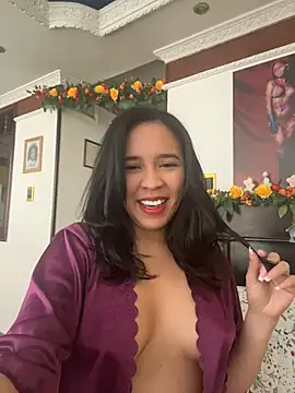 Snapshot of Esmerald_1111 chatting on 28, 6, 2026 Esmerald 1111 online show from 28, 6, 2026