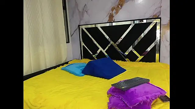 Snapshot of AmbarSxxx chatting on 7, 4, 2026 AmbarSxxx online show from 7, 4, 2026