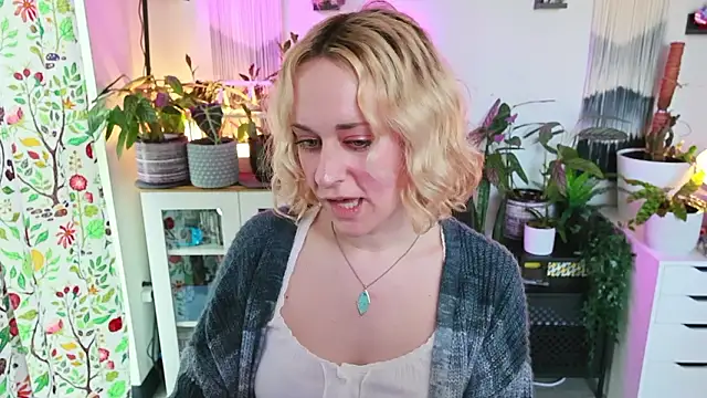 Snapshot of xzoeyryanx chatting on 28, 3, 2026 xzoeyryanx online show from 28, 3, 2026