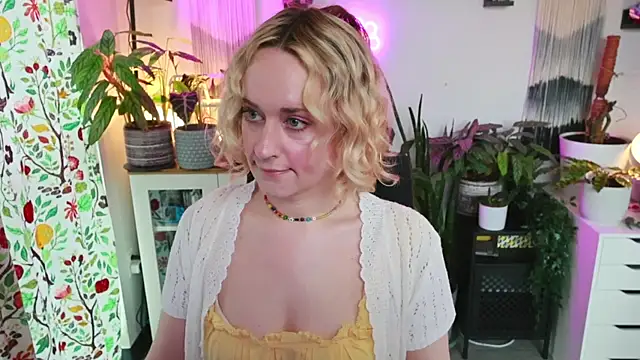 Snapshot of xzoeyryanx chatting on 31, 3, 2026 xzoeyryanx online show from 31, 3, 2026