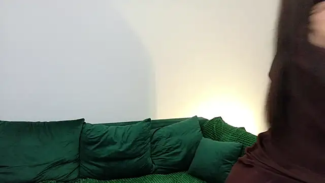 Snapshot of Layladesire chatting on 22, 11, 2025 Layladesire online show from 22, 11, 2025