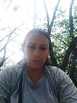 Snapshot of Mikela_19 chatting on 15, 12, 2025 Mikela 19 online show from 15, 12, 2025