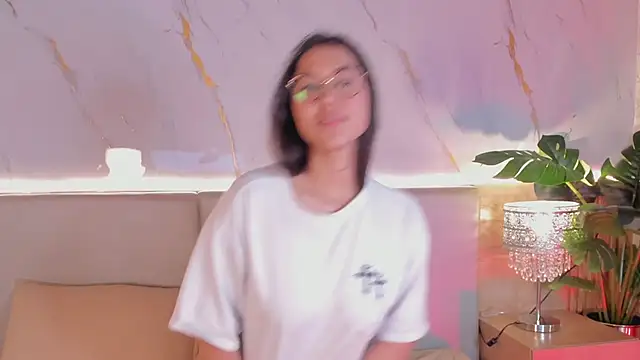 Snapshot of Sofi_castro12 chatting on 22, 11, 2025 Sofi castro12 online show from 22, 11, 2025