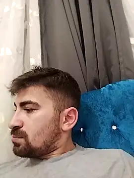 Snapshot of umtcns1 chatting on 18, 11, 2025 umtcns1 online show from 18, 11, 2025