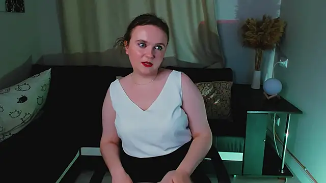 Snapshot of TerryAstra chatting on 26, 11, 2025 TerryAstra online show from 26, 11, 2025