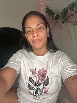 Snapshot of ArielleMillerr- chatting on 28, 3, 2026 ArielleMillerr- online show from 28, 3, 2026