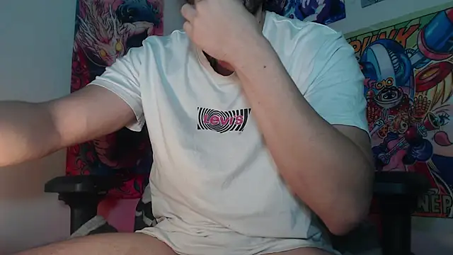 Snapshot of LuciferSantoryu chatting on 2, 4, 2026 LuciferSantoryu online show from 2, 4, 2026