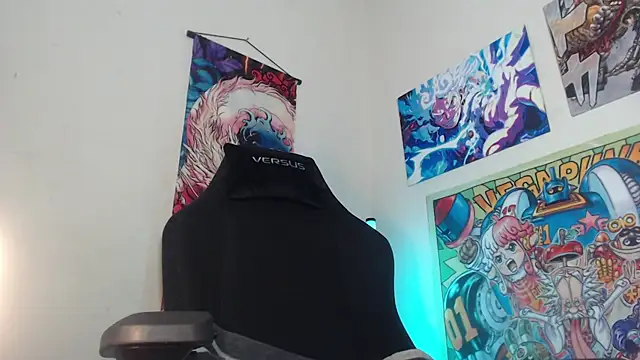 Snapshot of LuciferSantoryu chatting on 9, 4, 2026 LuciferSantoryu online show from 9, 4, 2026