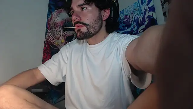 Snapshot of LuciferSantoryu chatting on 11, 4, 2026 LuciferSantoryu online show from 11, 4, 2026