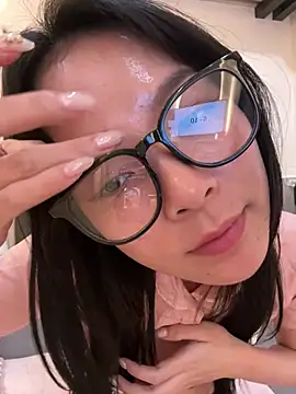 Achix58 online show from 10, 2, 2026