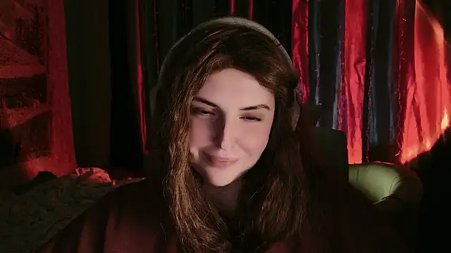 Snapshot of DaraSecret chatting on 30, 11, 2025 DaraSecret online show from 30, 11, 2025