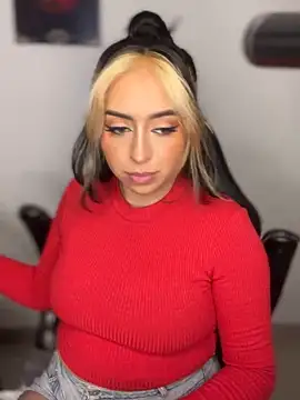 VeloraVyxen  online show from 4, 12, 2025