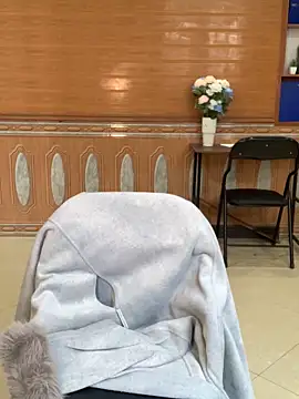 Snapshot of hide_from_colleagues chatting on 22, 3, 2026 hide from colleagues online show from 22, 3, 2026