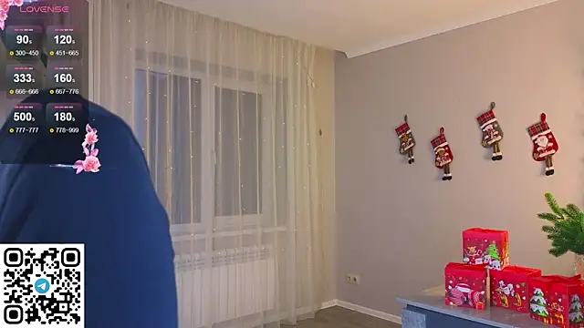 Snapshot of UmbraVelour chatting on 18, 12, 2025 UmbraVelour online show from 18, 12, 2025