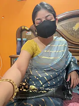 Snapshot of cutestpearl chatting on 13, 4, 2026 cutestpearl online show from 13, 4, 2026