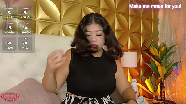 Snapshot of Amanda_Mooree chatting on 9, 4, 2026 Amanda Mooree online show from 9, 4, 2026