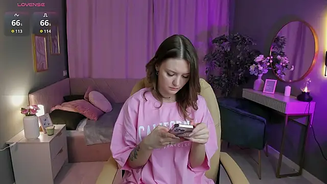 Snapshot of Ursula_Andres chatting on 7, 3, 2026 Ursula Andres online show from 7, 3, 2026