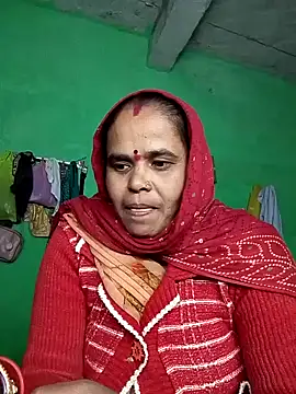 Snapshot of Qxjiya chatting on 19, 11, 2025 Qxjiya online show from 19, 11, 2025