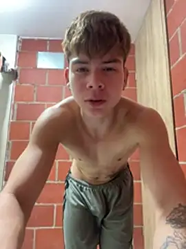 Snapshot of Handsome_boys69 chatting on 13, 3, 2026 Handsome boys69 online show from 13, 3, 2026