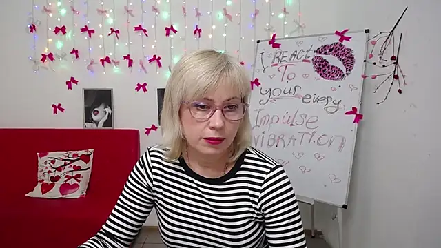 Snapshot of LaurenWishy chatting on 7, 3, 2026 LaurenWishy online show from 7, 3, 2026