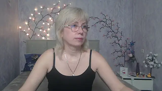 Snapshot of LaurenWishy chatting on 23, 4, 2026 LaurenWishy online show from 23, 4, 2026
