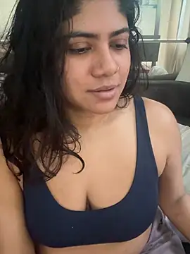 Snapshot of TiaBella_ chatting on 27, 2, 2026 TiaBella online show from 27, 2, 2026