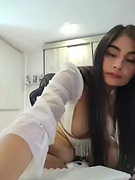 Laia torres1 online show from 27, 6, 2026