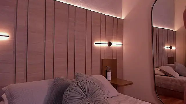 Snapshot of Zoe_Mendez chatting on 13, 1, 2026 Zoe Mendez online show from 13, 1, 2026