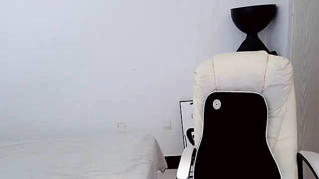 Snapshot of XIAOFENG-2025 chatting on 12, 3, 2026 XIAOFENG-2025 online show from 12, 3, 2026