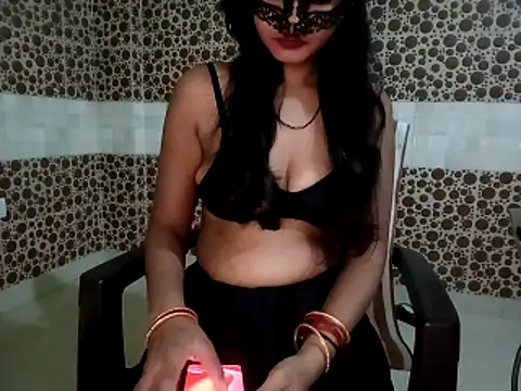 Snapshot of Sassy_Shanvi chatting on 1, 4, 2026 Sassy Shanvi online show from 1, 4, 2026