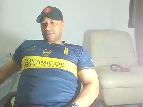 musclehetero online show from 2, 12, 2025