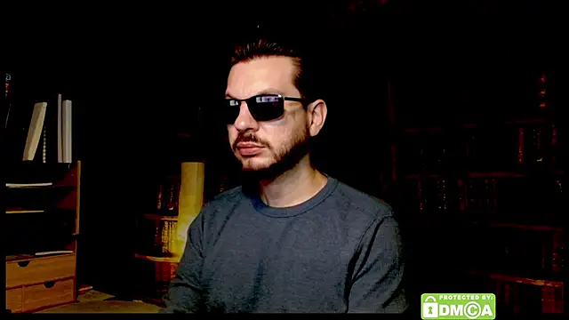 Snapshot of justshutupandwatch chatting on 16, 12, 2025 justshutupandwatch online show from 16, 12, 2025