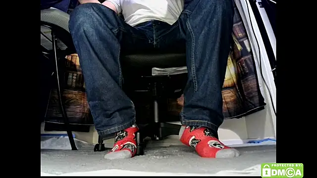 Snapshot of justshutupandwatch chatting on 1, 2, 2026 justshutupandwatch online show from 1, 2, 2026