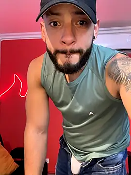 Snapshot of Mike_savage3 chatting on 28, 11, 2025 Mike savage3 online show from 28, 11, 2025