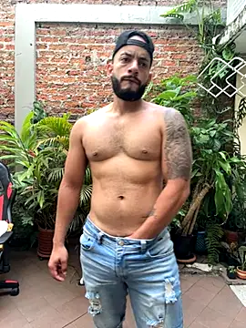 Snapshot of Mike_savage3 chatting on 29, 11, 2025 Mike savage3 online show from 29, 11, 2025