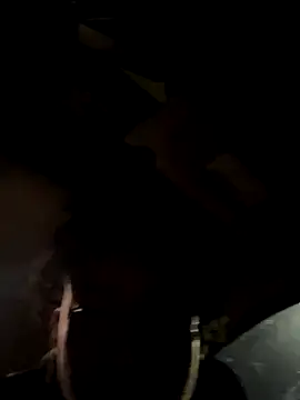 Snapshot of homedeepstrokes215 chatting on 21, 11, 2025 homedeepstrokes215 online show from 21, 11, 2025