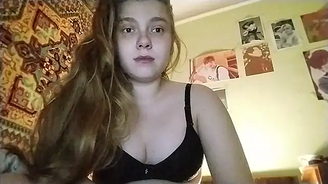 Snapshot of KikiBang chatting on 11, 2, 2026 KikiBang online show from 11, 2, 2026