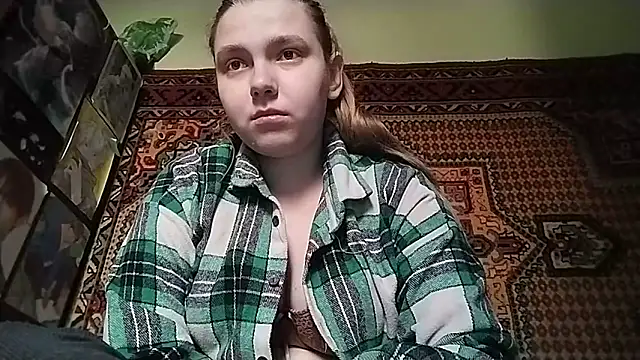 Snapshot of KikiBang chatting on 23, 2, 2026 KikiBang online show from 23, 2, 2026