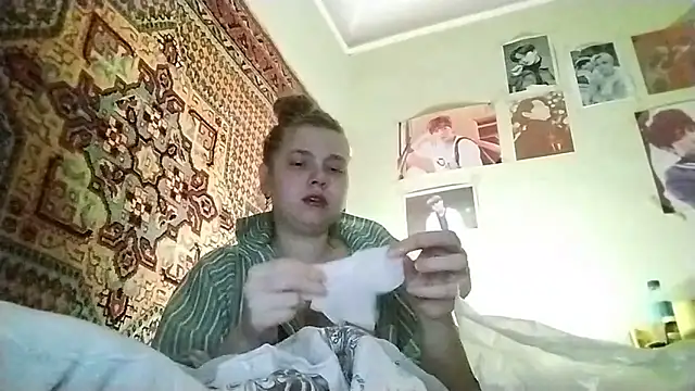 Snapshot of KikiBang chatting on 3, 3, 2026 KikiBang online show from 3, 3, 2026