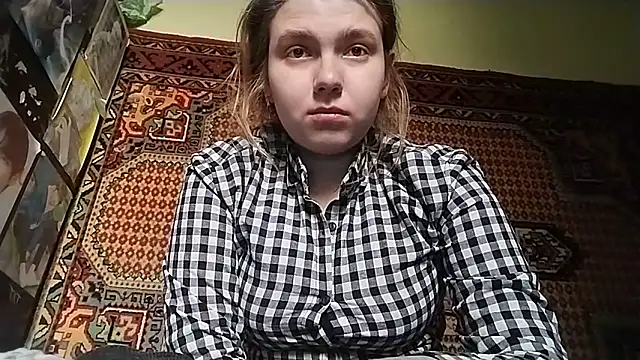 Snapshot of KikiBang chatting on 25, 3, 2026 KikiBang online show from 25, 3, 2026