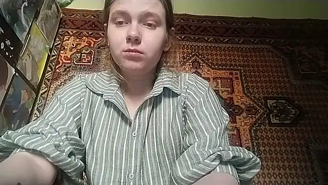 Snapshot of KikiBang chatting on 28, 3, 2026 KikiBang online show from 28, 3, 2026