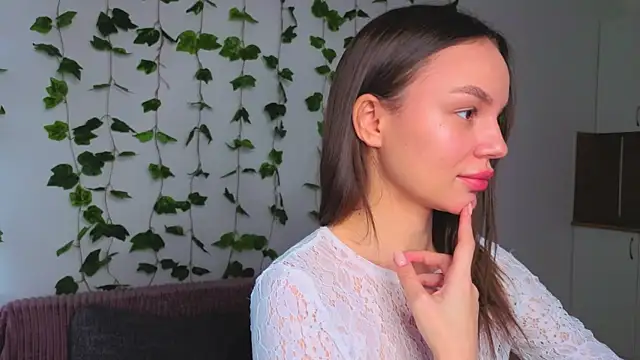 Tiffany Sweetie online show from 31, 3, 2026