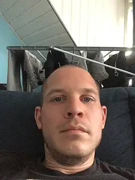 Spielzeugtwink online show from 1, 7, 2026