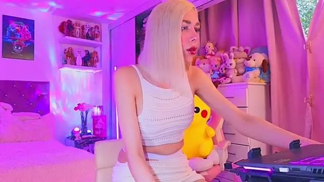 Snapshot of MadamBarbiee chatting on 6, 1, 2026 MadamBarbiee online show from 6, 1, 2026