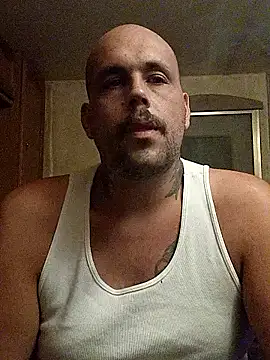 Snapshot of BigriskDaddy92 chatting on 26, 11, 2025 BigriskDaddy92 online show from 26, 11, 2025