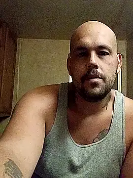 Snapshot of BigriskDaddy92 chatting on 2, 12, 2025 BigriskDaddy92 online show from 2, 12, 2025